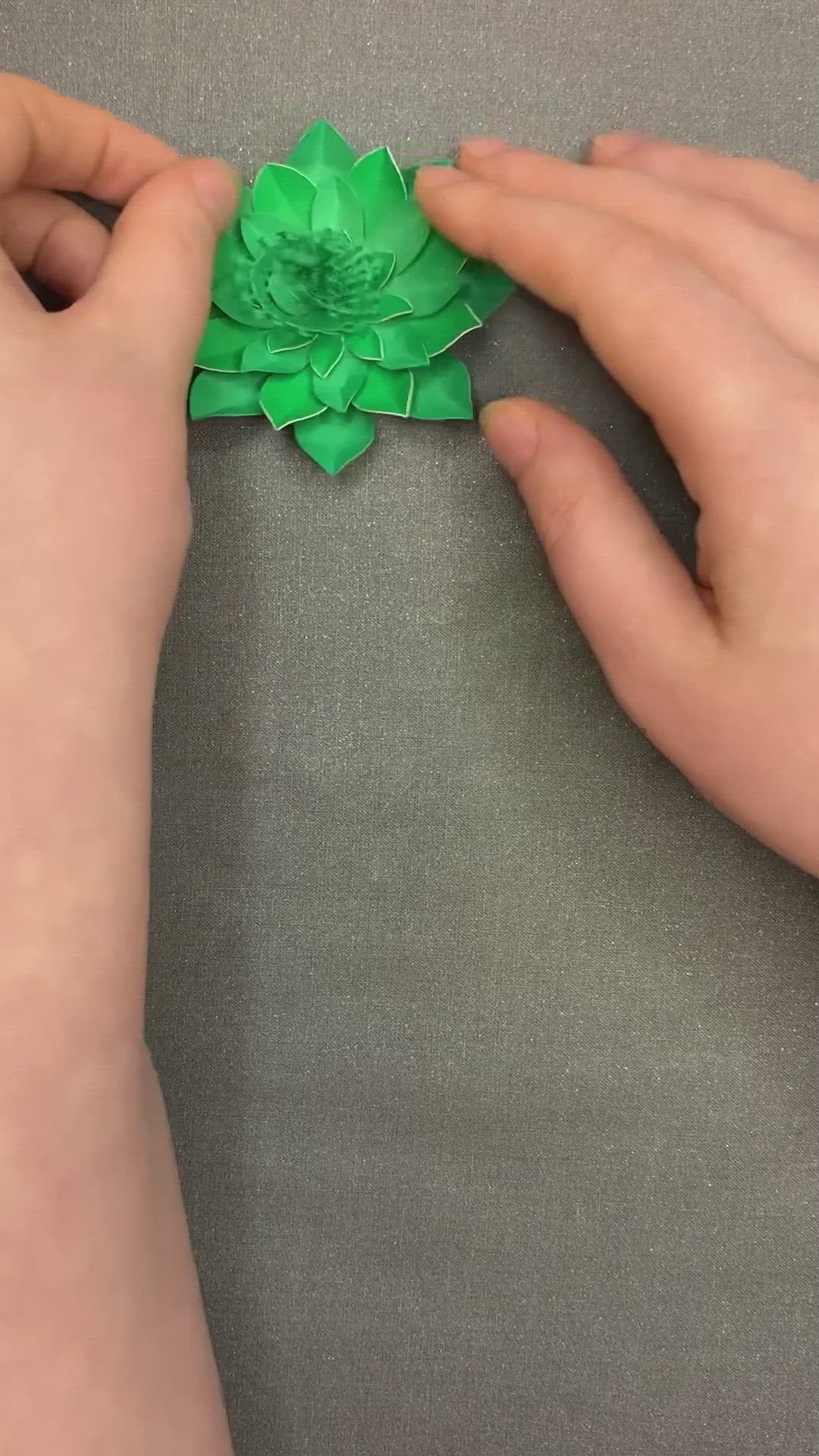 Divertida plantilla de flores en capas