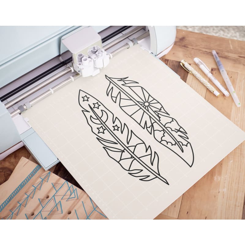 Day & Night Feathers Outline